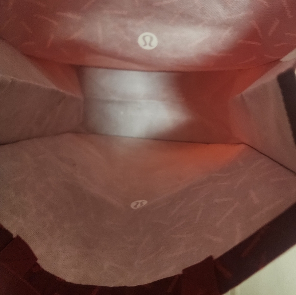 Lululemon Reusable Bag - Picture 2 of 4